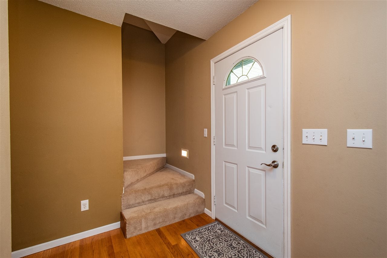 511 South Riggs Street Lone Tree, IA 52755 - Photo 3 of 30 Gallery Image 3