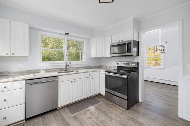 $499,900 | 41 Spadina Avenue, Warwick, RI 02889