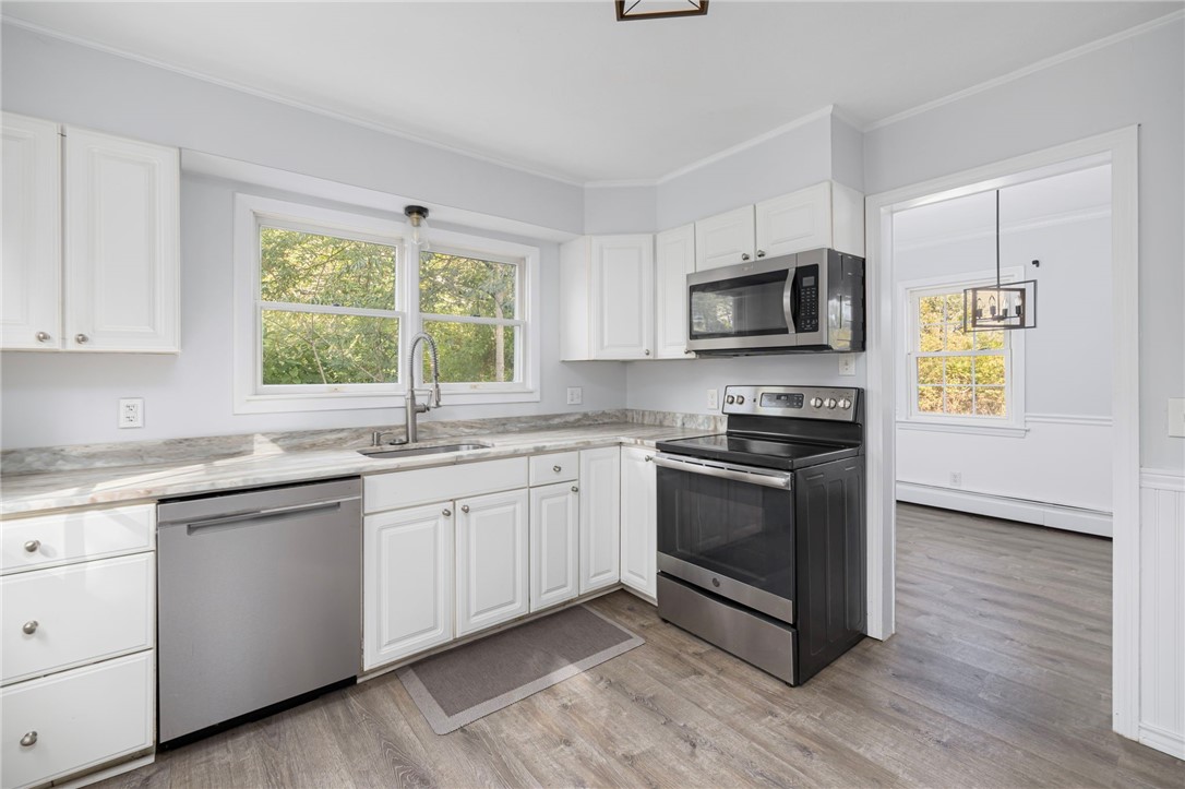 41 Spadina Avenue Warwick, RI 02889 - Photo 19 of 41