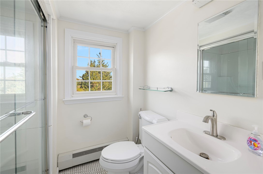 41 Spadina Avenue Warwick, RI 02889 - Photo 25 of 41