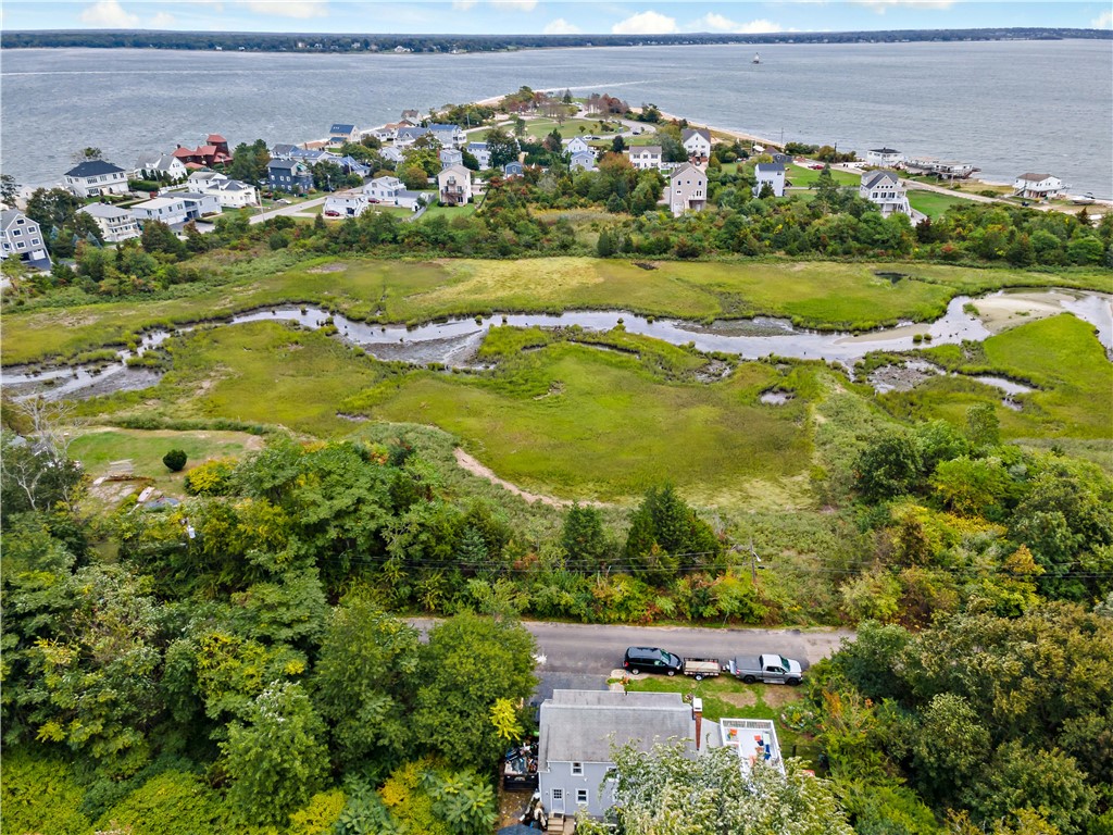 41 Spadina Avenue Warwick, RI 02889 - Photo 5 of 41