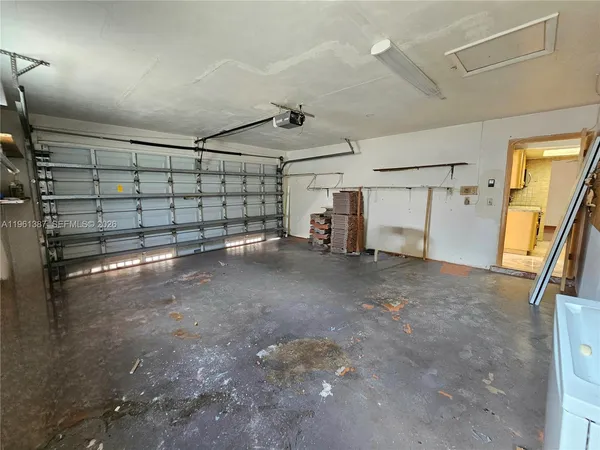 $4,200 | 3241 Northwest 40th Street, Lauderdale Lakes, FL 33309