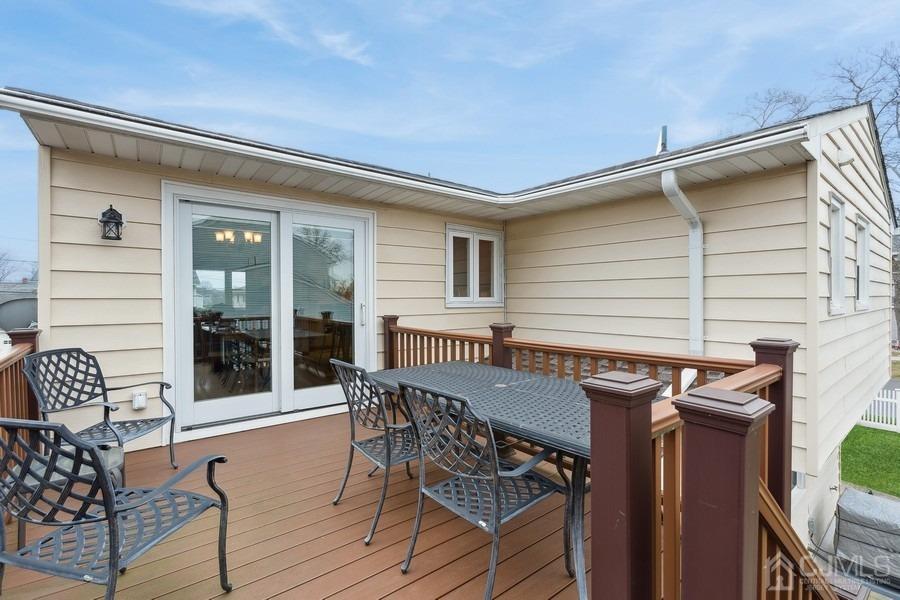 34 South Cliff Road Colonia, NJ 07067 - Photo 18 of 29 a balcony view with a seating space
