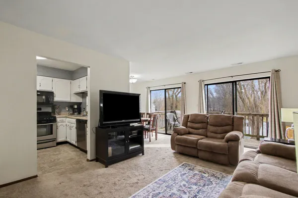 $158,500 | 2023 Hawthorne Lane, Chesterton, IN 46304