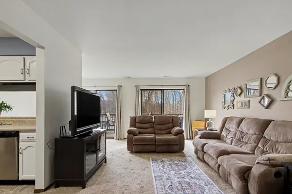 $158,500 | 2023 Hawthorne Lane, Chesterton, IN 46304