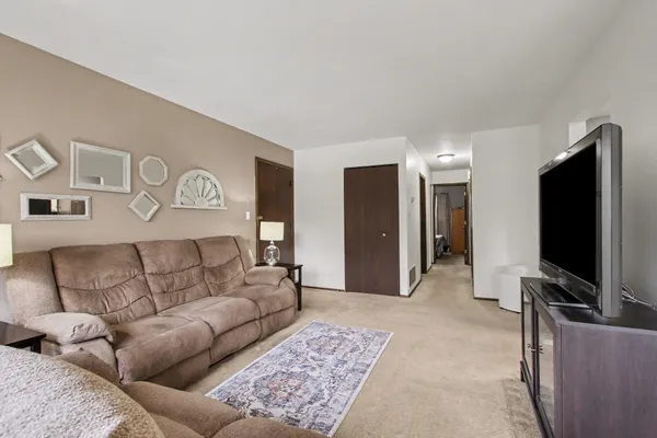 $158,500 | 2023 Hawthorne Lane, Chesterton, IN 46304