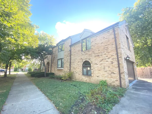 $549,900 | 4956 South Campbell Avenue, Chicago, IL 60632