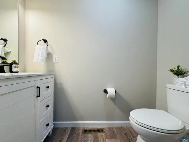 $374,900 | 202 Robinhood Road, Staunton, VA 24401