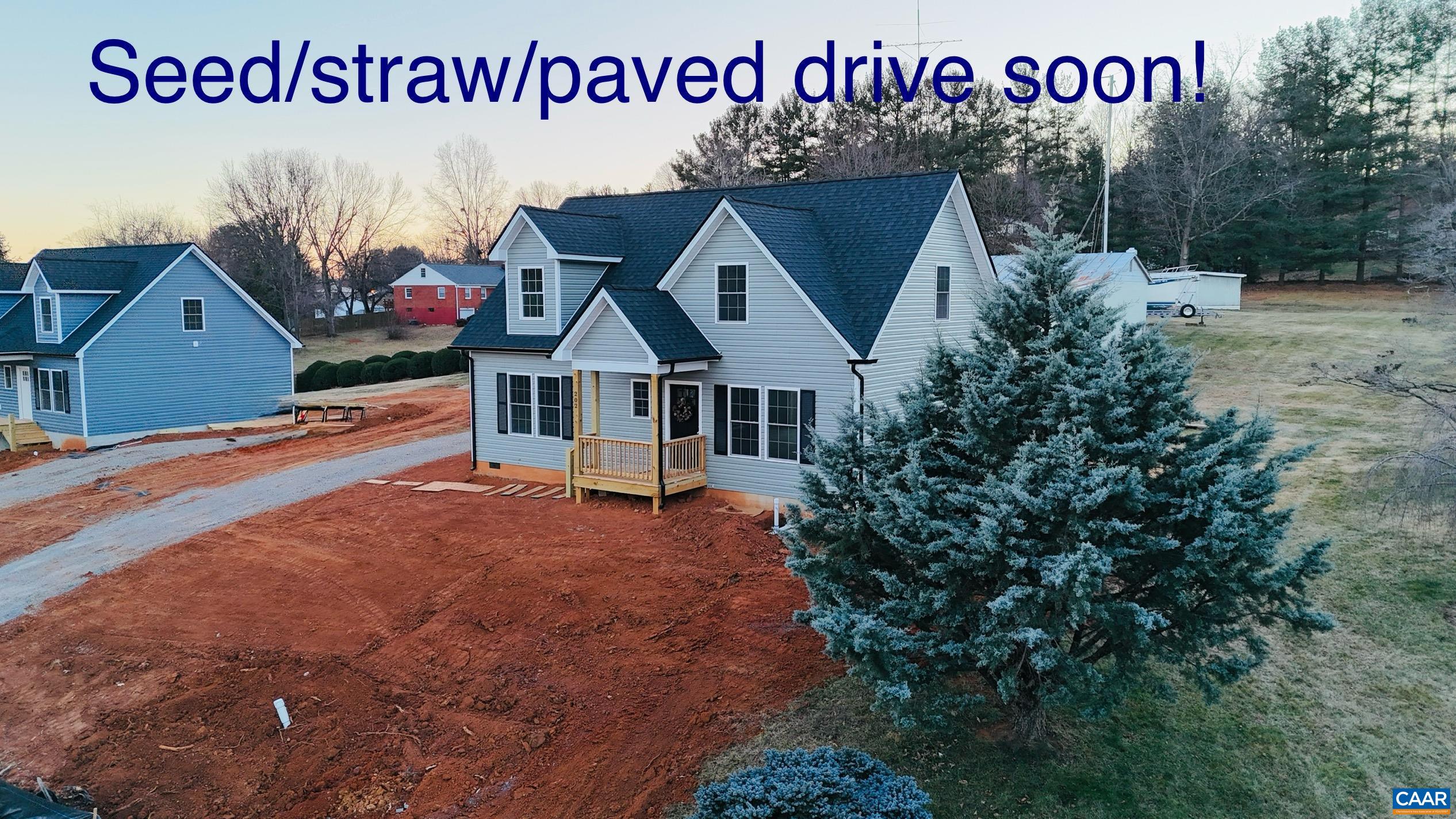 202 Robinhood Road Staunton, VA 24401 - Photo 3 of 75