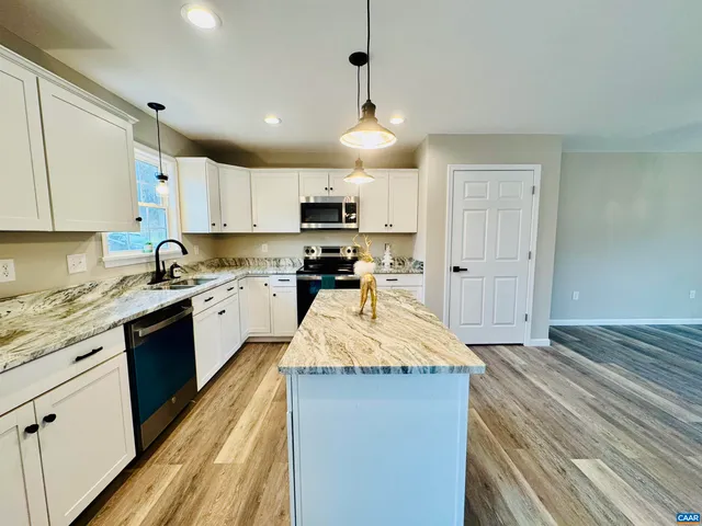 $374,900 | 202 Robinhood Road, Staunton, VA 24401