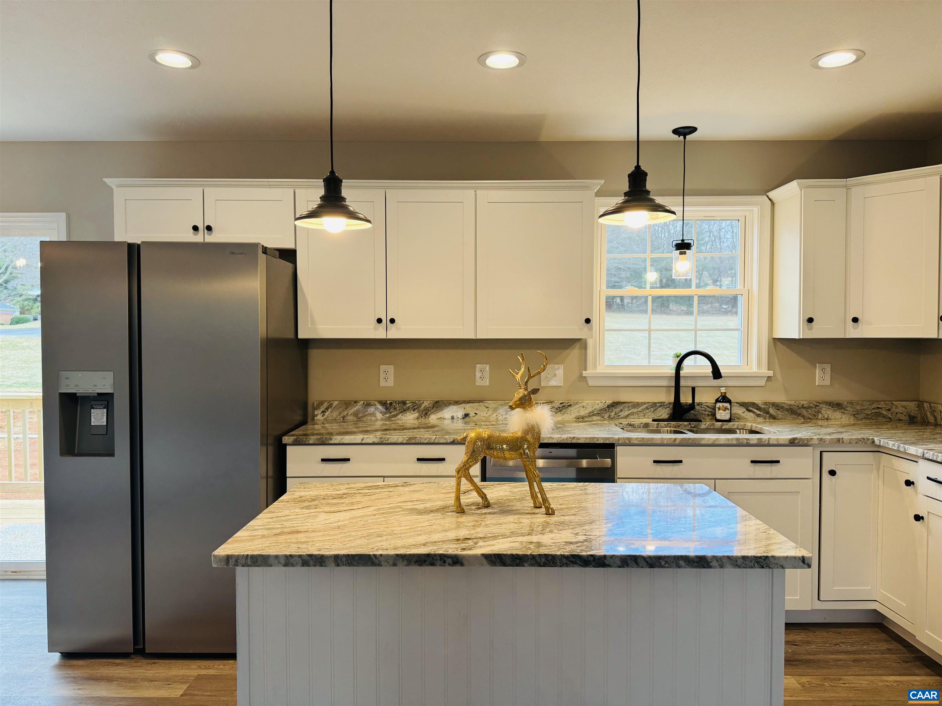 202 Robinhood Road Staunton, VA 24401 - Photo 10 of 75