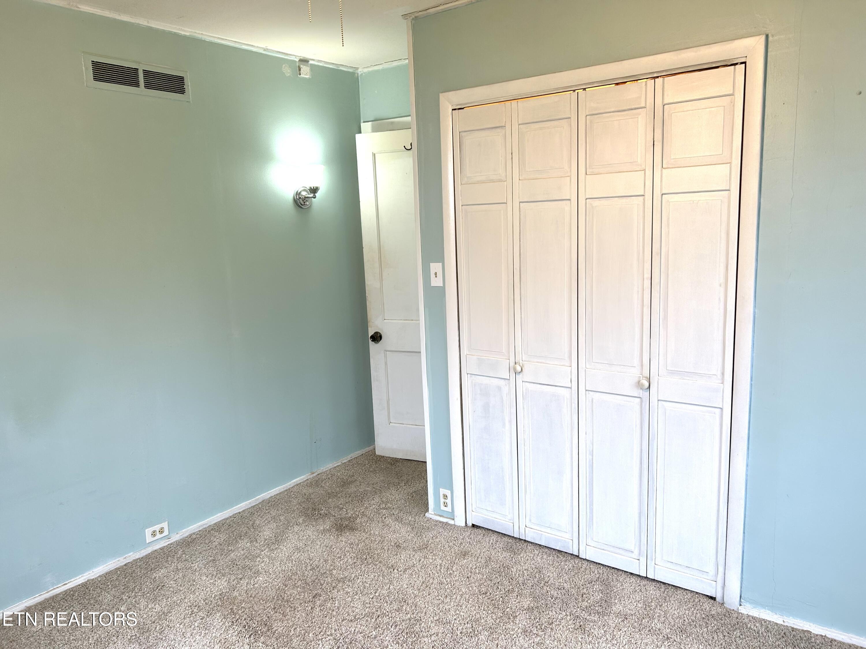 114 Glendale Lane Oak Ridge, TN 37830 - Photo 25 of 28 IMG_0056 (1)