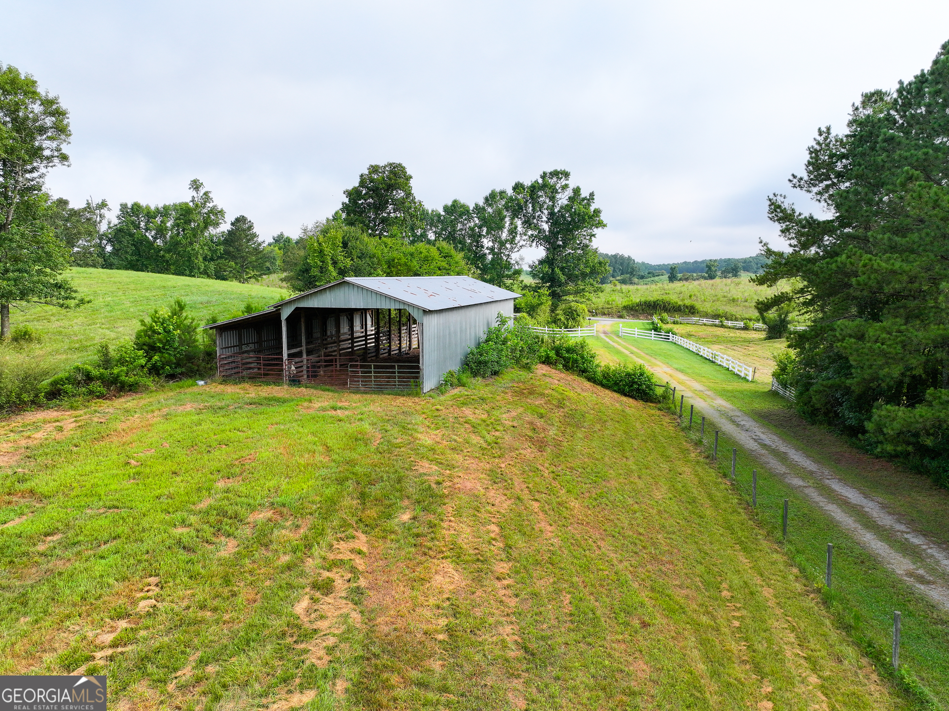 135 Evans Road White, GA 30184 - Photo 6 of 77