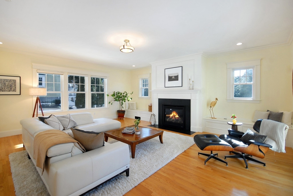 82 Old Bridge Road Concord, MA 01742 - Photo 3 of 42 Gallery Image 3
