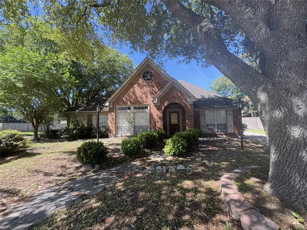 $2,700 | 3203 Woodland View Drive, Houston, TX 77345