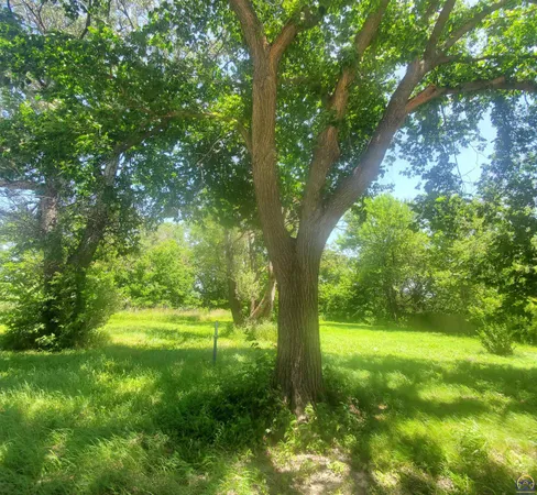 $25,000 | 524 North 6th Street, Osage City, KS 66523