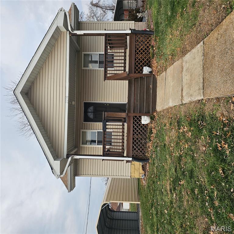 2230 North Rodgers Avenue Alton, IL 62002 - Photo 2 of 22