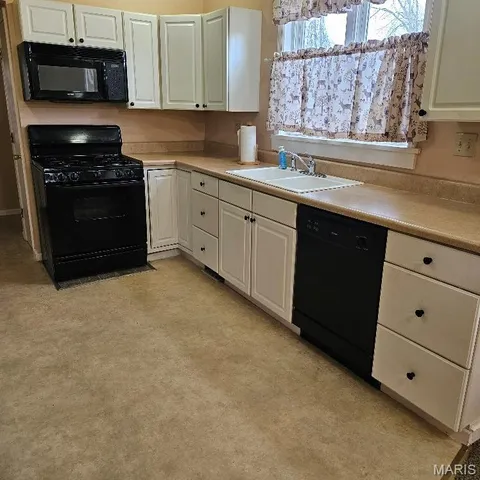 $124,900 | 2230 North Rodgers Avenue, Alton, IL 62002