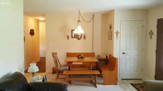 4356 Elms Road Flushing, MI 48433 - Photo 9 of 40 21178549-8.JPG