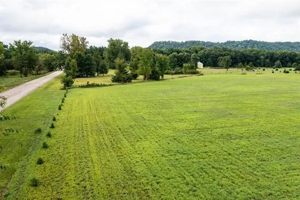 $187,000 | 8.46-acres 8.46-acres Coon Rock, Arena, WI 53503