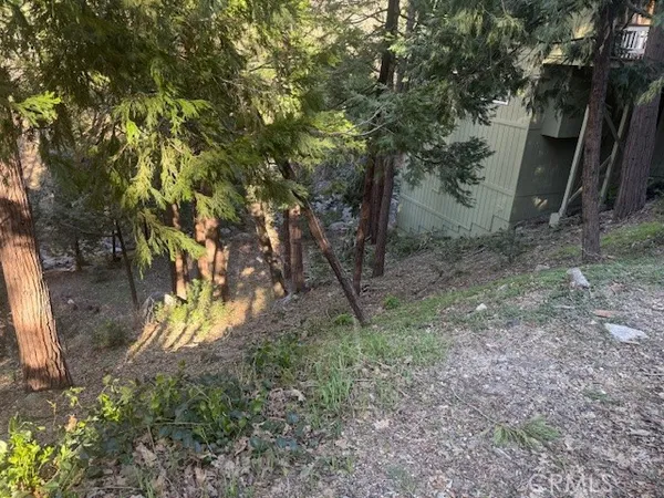 $39,900 | 0 Valle, Crestline, CA 92325