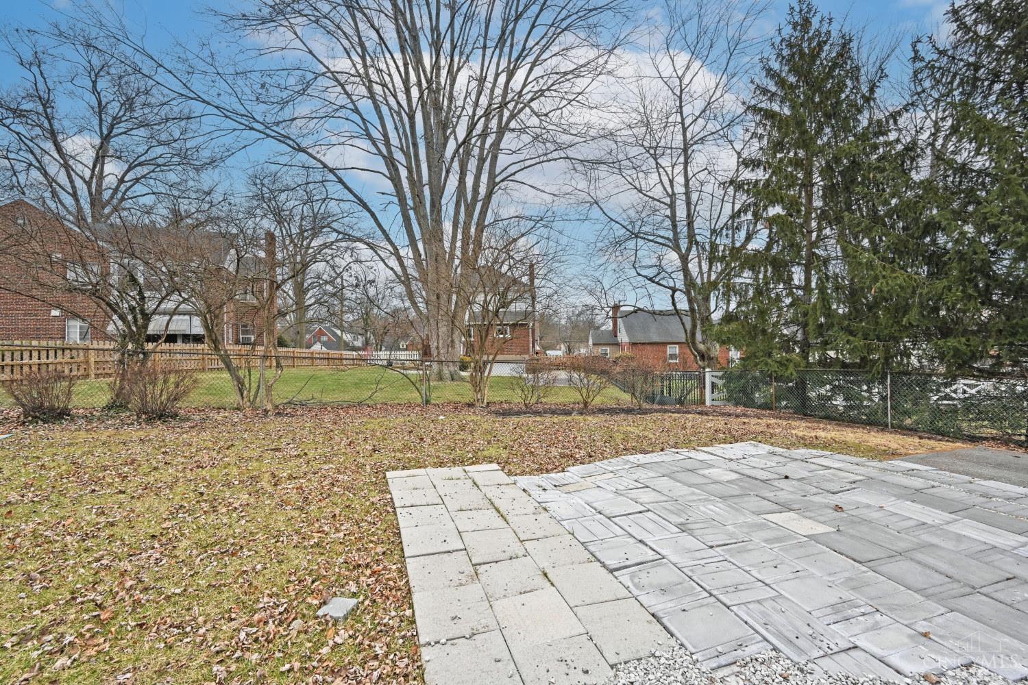 7552 Montgomery Road, Unit 1 Cincinnati, OH 45236 - Photo 26 of 28