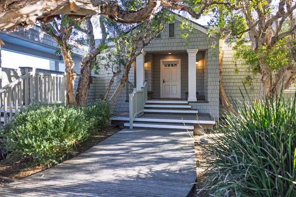 $36,995,000 | 571 Sand Point Road, Carpinteria, CA 93013