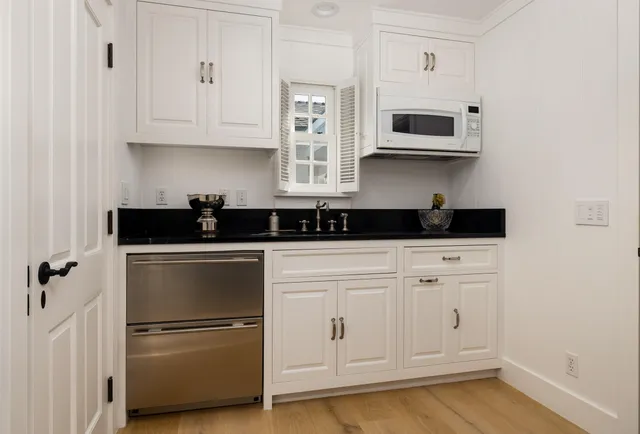 $39,500,000 | 571 Sand Point Road, Carpinteria, CA 93013