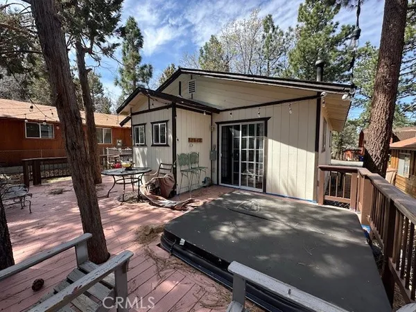 $345,000 | 245 Sunset Lane, Sugarloaf, CA 92386