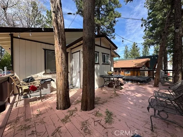 $345,000 | 245 Sunset Lane, Sugarloaf, CA 92386