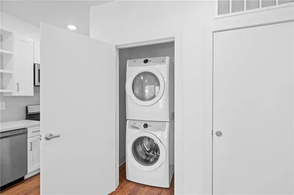 $1,700 | 456 Flat Shoals Avenue Southeast, Unit 202, Atlanta, GA 30316