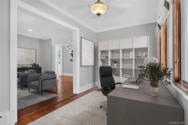 $5,500 | 26 9th Street, Locust Valley, NY 11560