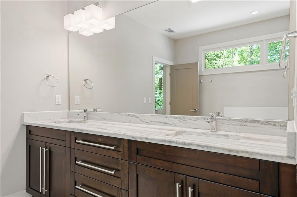 4373 Wieuca Road Northeast Atlanta, GA 30342 - Photo 22 of 53