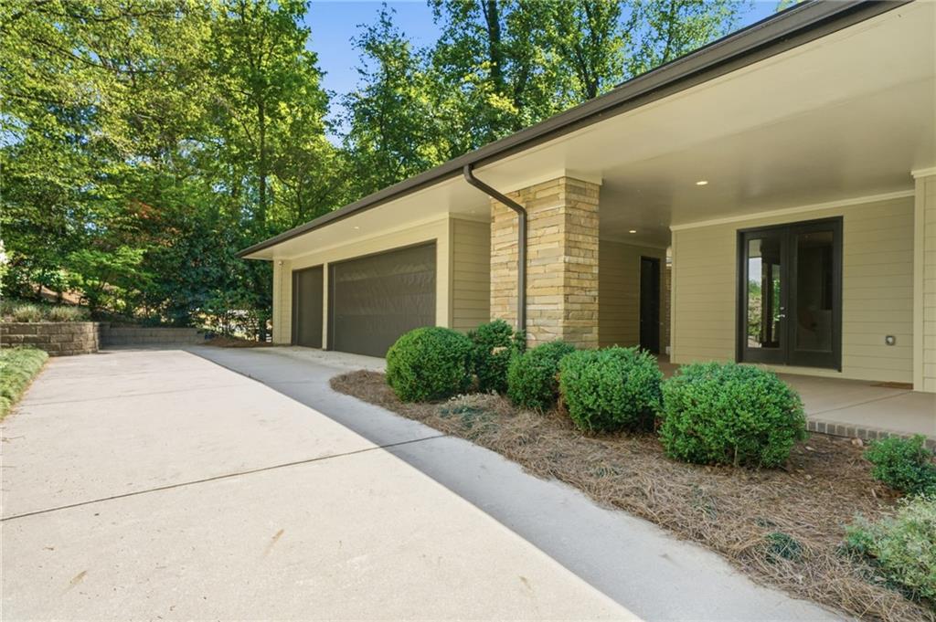 4373 Wieuca Road Northeast Atlanta, GA 30342 - Photo 46 of 53