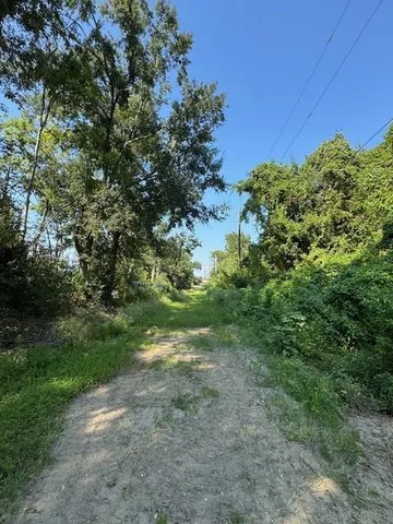 $40,000 | 501 River Oaks Drive, Destrehan, LA 70047