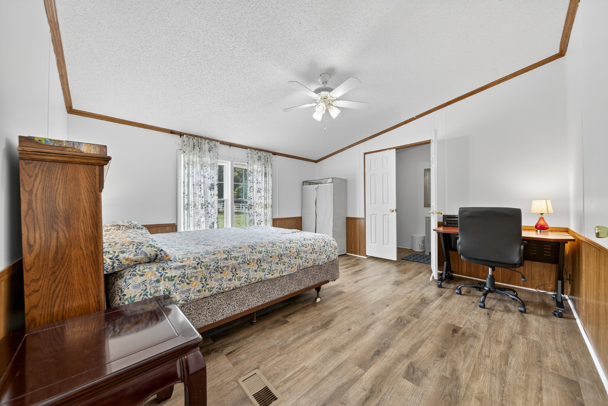 2600 Round Hill Road Lewisburg, TN 37091 - Photo 23 of 100 a bedroom with a bed window and a desk