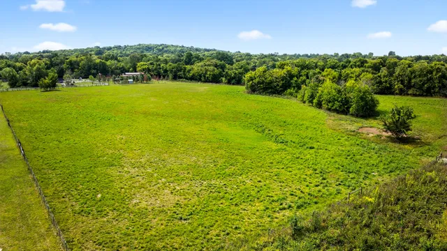 $850,000 | 2600 Round Hill Road, Lewisburg, TN 37091