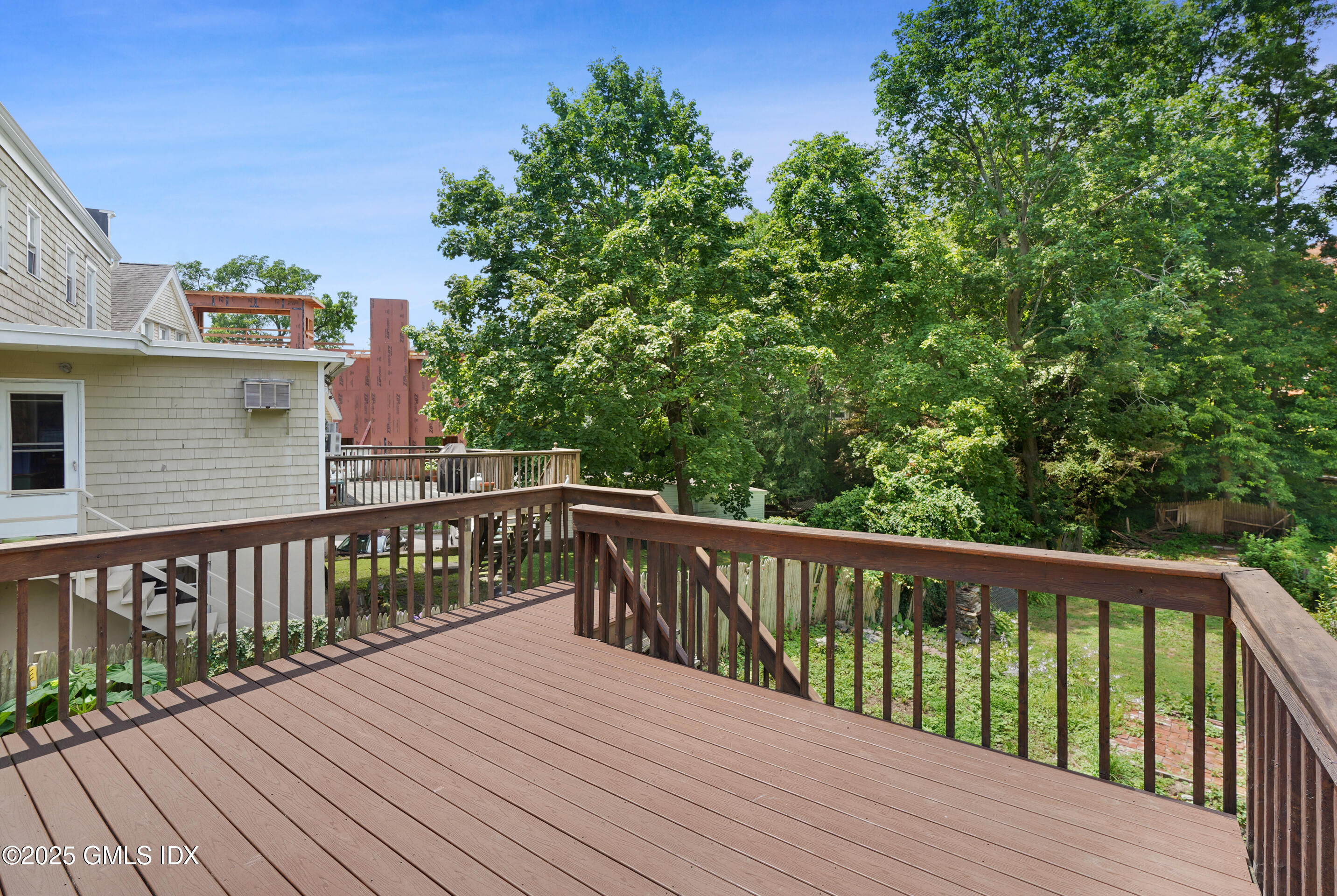 52 Locust Street Greenwich, CT 06830 - Photo 27 of 35