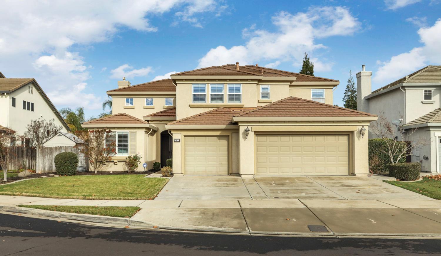 565 Bodeson Court Ripon, CA 95366 - Photo 2 of 65