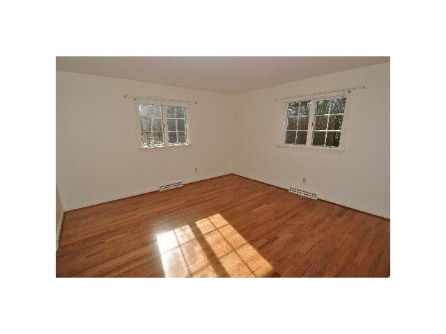 1353 Zollinger Road Columbus, OH 43221 - Photo 18 of 25