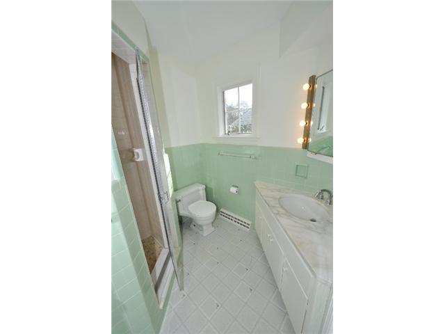 1353 Zollinger Road Columbus, OH 43221 - Photo 19 of 25