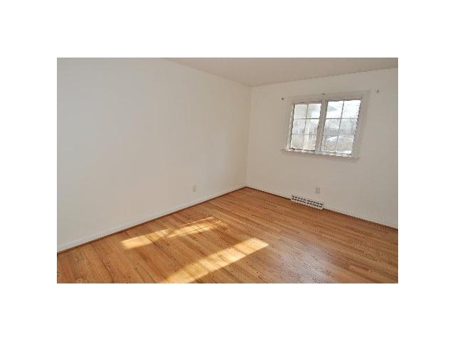 1353 Zollinger Road Columbus, OH 43221 - Photo 20 of 25