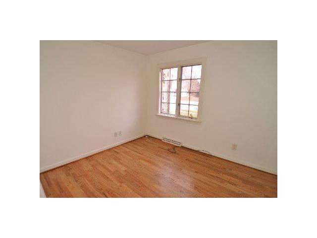 1353 Zollinger Road Columbus, OH 43221 - Photo 23 of 25