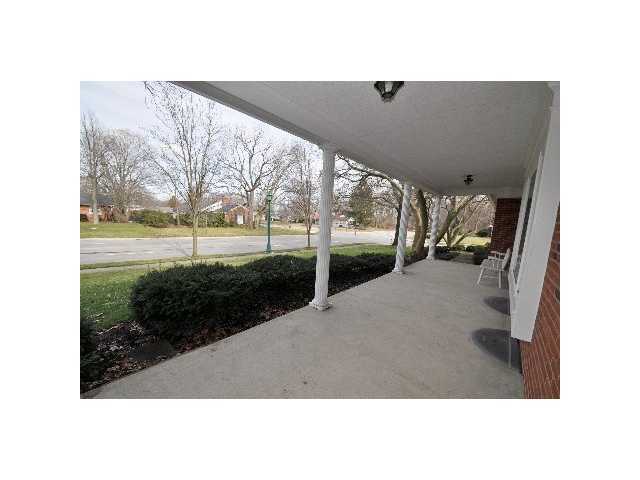 1353 Zollinger Road Columbus, OH 43221 - Photo 3 of 25