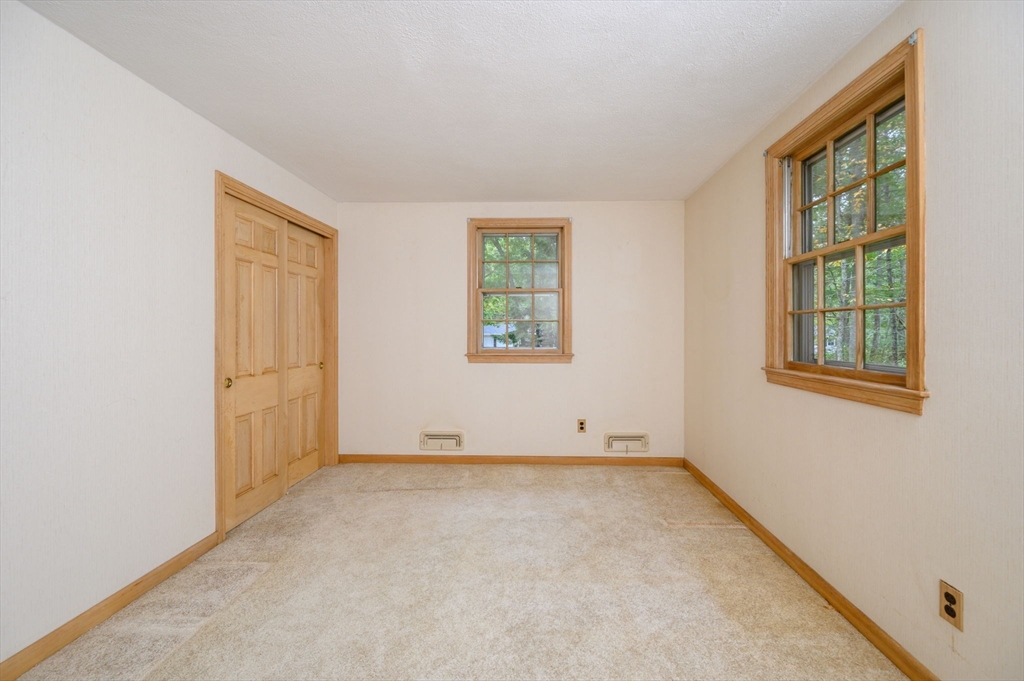 204 Dillingham Way Hanover, MA 02339 - Photo 16 of 36