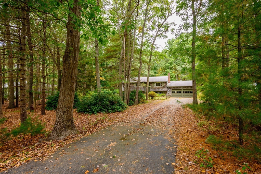 204 Dillingham Way Hanover, MA 02339 - Photo 4 of 36