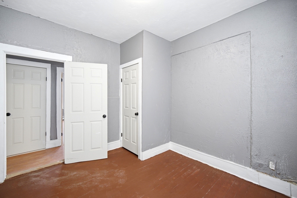 9 Helen Street Boston, MA 02124 - Photo 12 of 16