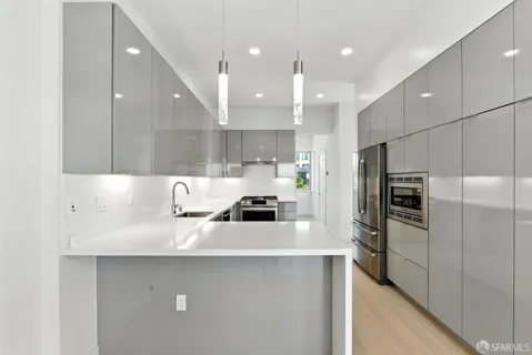 $1,050,000 | 29 Kirkwood Avenue, San Francisco, CA 94124
