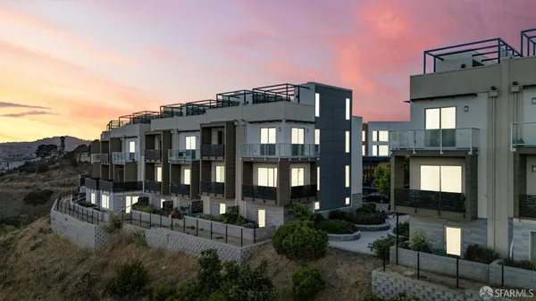 $1,050,000 | 29 Kirkwood Avenue, San Francisco, CA 94124