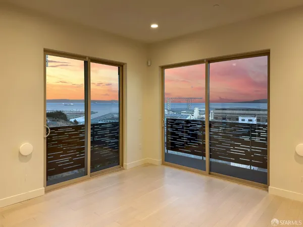 $1,050,000 | 29 Kirkwood Avenue, San Francisco, CA 94124